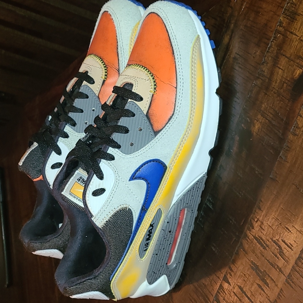 Air Max 90 Alter and Reveal